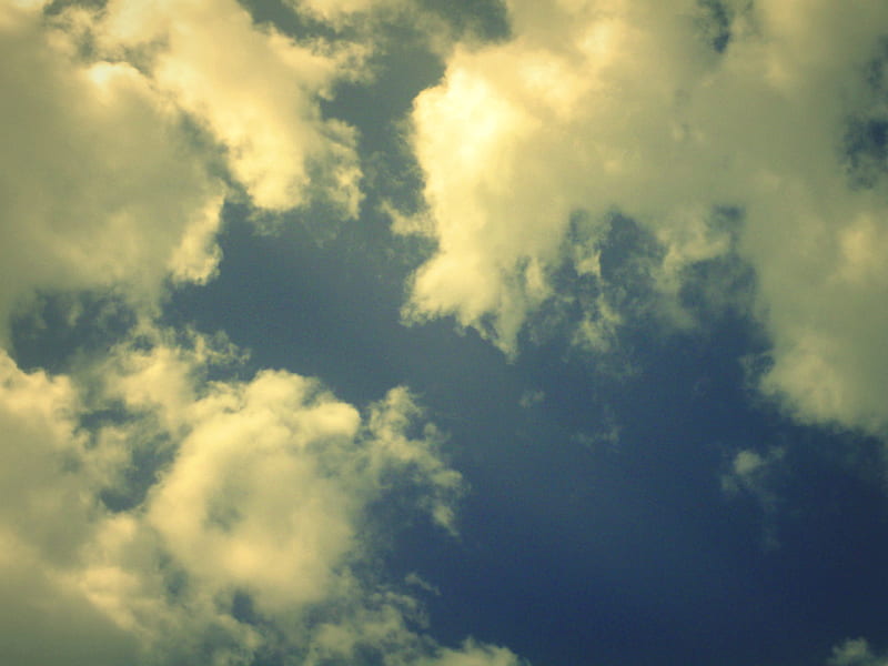 A Cloudy Day, blue skies, cloudy days, sky, clouds, HD wallpaper