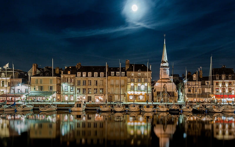 Etretat at Moonlight, church, houses, moon, water, France, reflection, night, HD wallpaper