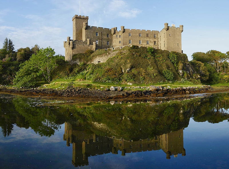 Dunvegan Castle - Isle of Skye - Scotland, Scottish Castles, Scottish Highlands, Isle of Skye, Dunvegan Castle, Scotland, Skye, Castles, HD wallpaper