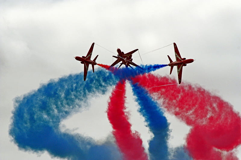 Colorful Maneuver, red, raf, aerobatic, force, arrows, royal, air, jet, team, HD wallpaper