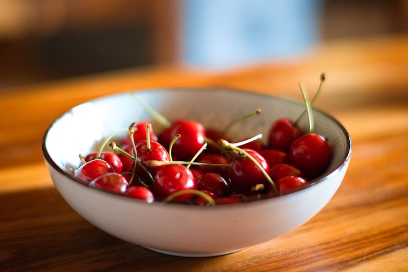 cherry, berries, bowl, blur, HD wallpaper