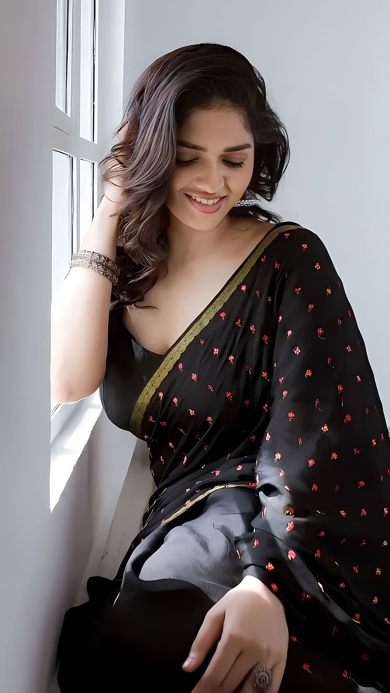 Sunaina, tamil actress, saree beauty, HD phone wallpaper | Peakpx