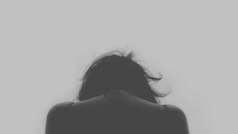 grayscale of person's back, HD wallpaper