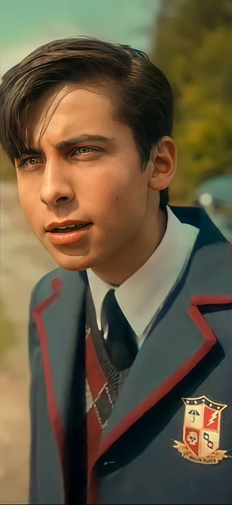 Aidan Gallagher, assassino, deixa ficar pls, five, kkkk, love him, oiii ...