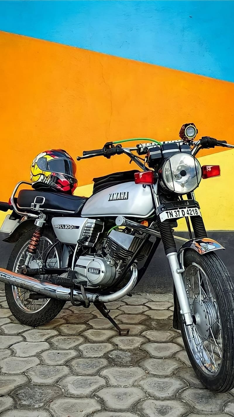 Yamaha RX 100 logo stickers in custom colors and sizes