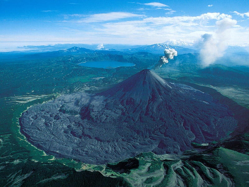 Volcano - Unesco World Heritage, Russia, mountains, Kamchatka, lake, landscape, HD wallpaper