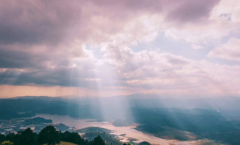Mountains With Crepuscular Ray, HD wallpaper