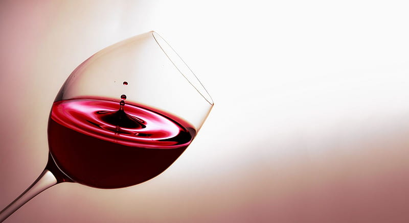 A glass of red wine, graphy, alcoholic drink, wine, red wine drink, HD wallpaper