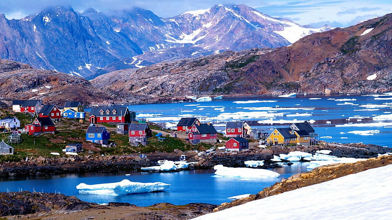 beautiful colorful village of kulusuk greenland, mountains, inlet, colors, village, icebergs, HD wallpaper