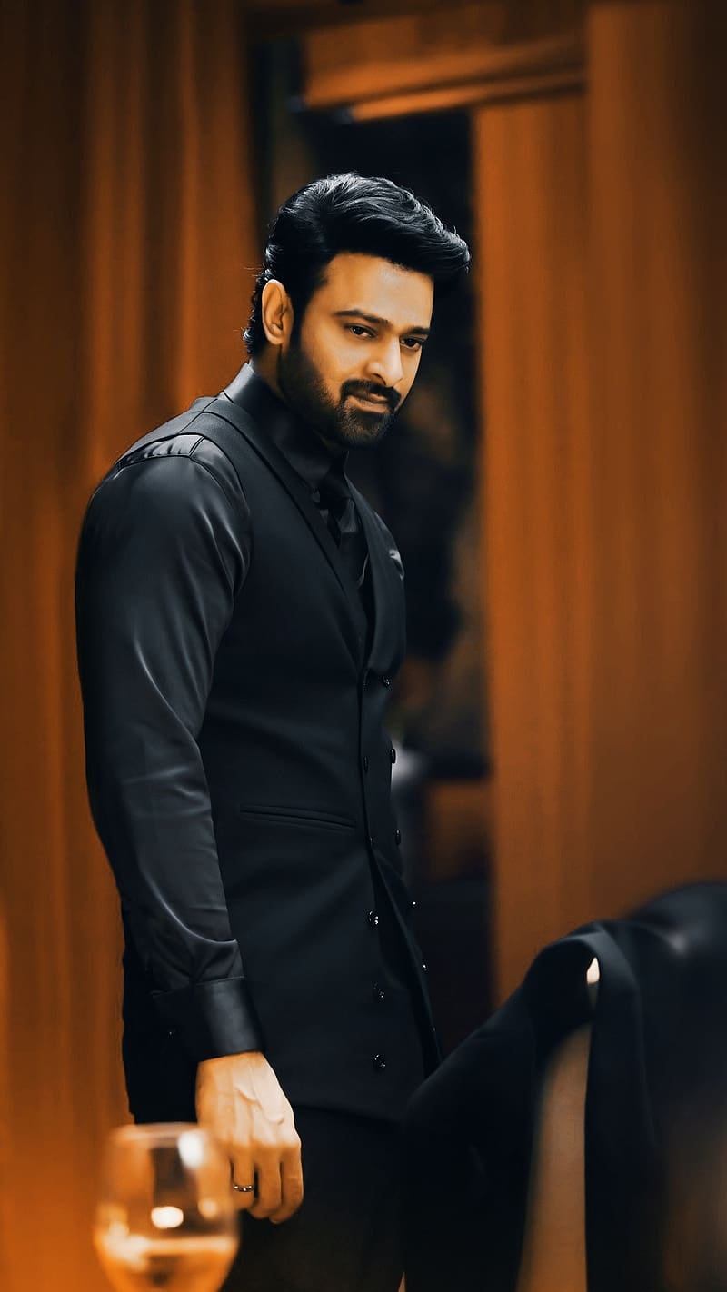 Prabhas Ki Stylish Look, Black Suit, prabhas ki, stylish look, saaho, HD phone wallpaper