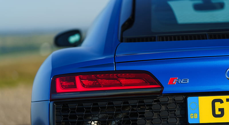 2020 Audi R8 V10 RWD Coupe (UK-Spec) - Tail Light, car, HD wallpaper